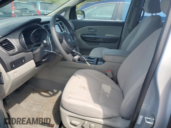 2021 Kia Sedona LX with VIN KNDMB5C16M6671642, listed as a Copart auction lot 49135565 with 46,403 mi miles and Salvage Title. Bid and sale history available at DreamBid. Image 7.