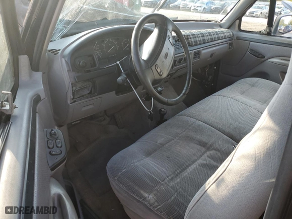 1997 Ford F-250 HD with VIN 1FTHF26F2VEC24650, listed as a Copart auction lot 70712684 with 155,588 mi miles and Clean Title. Bid and sale history available at carsss.com. Image 8.