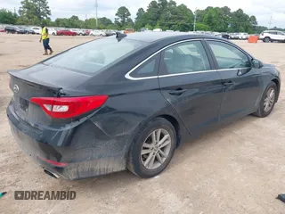 2015 Hyundai Sonata 2.4L SE with VIN 5NPE24AF2FH202103, listed as a IAAI auction lot 42142210 with 155,371 mi miles. Bid and sale history available at carsss.com. Image 4.