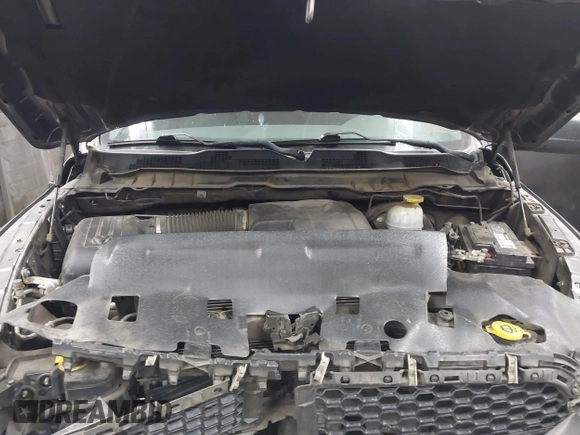 2019 Ram 1500 Tradesman z VIN 1C6RR7FG6KS625365, wystawiony jako IAAI lot #42163213 z przebiegiem 99 259 mil mil oraz . Historia ofert i sprzedaży dostępna na DreamBid. Obrazek 10.