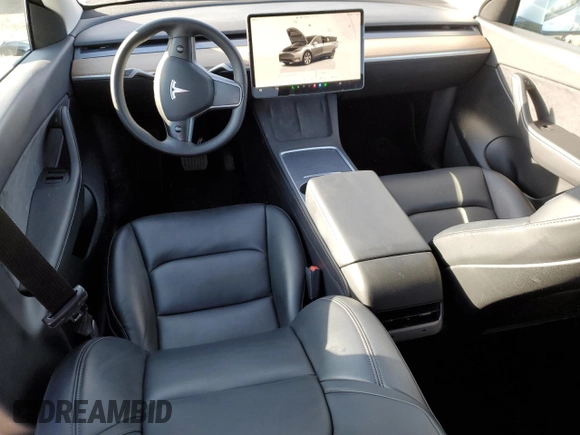2022 Tesla Model Y Long Range z VIN 7SAYGDEE1NF435518, wystawiony jako Copart lot #48848535 z przebiegiem 41 586 mil mil oraz Szkody całkowita. Historia ofert i sprzedaży dostępna na DreamBid. Obrazek 8.