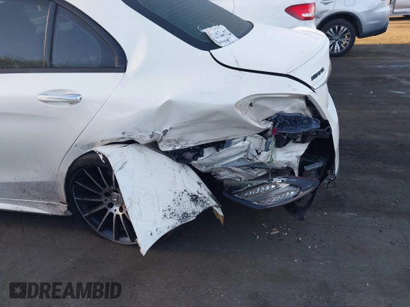 2017 Mercedes-Benz C 43 AMG with VIN 55SWF6EB6HU225511, listed as a IAAI auction lot 41827261 with 71,386 mi miles and . Bid and sale history available at DreamBid. Image 6.