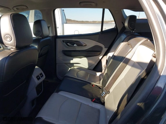 2018 GMC Terrain SLT with VIN 3GKALPEX7JL277859, listed as a IAAI auction lot 41312841 with 105,907 mi miles. Bid and sale history available at carsss.com. Image 8.