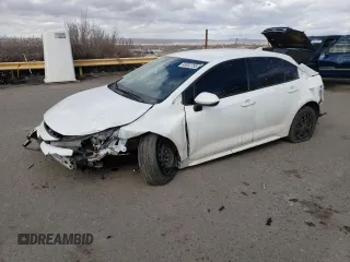 2022 Toyota Corolla LE with VIN JTDEPMAE1N3029242, listed as a Copart auction lot 45032755 with 37,399 mi miles and Salvage Title. Bid and sale history available at carsss.com. Image 1.