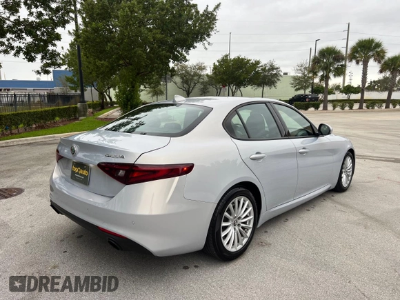 2022 Alfa Romeo Giulia with VIN ZARFAMAN7N7660663, listed as a Copart auction lot 47428075 with 11,210 mi miles and Salvage title. Bid and sale history available at DreamBid. Image 4.