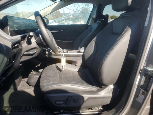 2023 Kia EV6 Wind with VIN KNDC34LA7P5609809, listed as a Copart auction lot 75120834 with 26,977 mi miles and Clean Title. Bid and sale history available at carsss.com. Image 7.