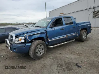 2005 Dodge Dakota z VIN 1D3HW58K85S142538, wystawiony jako Copart lot #50512325 z przebiegiem 269 856 mil mil oraz Czysty tytuł • Clean title. Historia ofert i sprzedaży dostępna na DreamBid. Obrazek 1.
