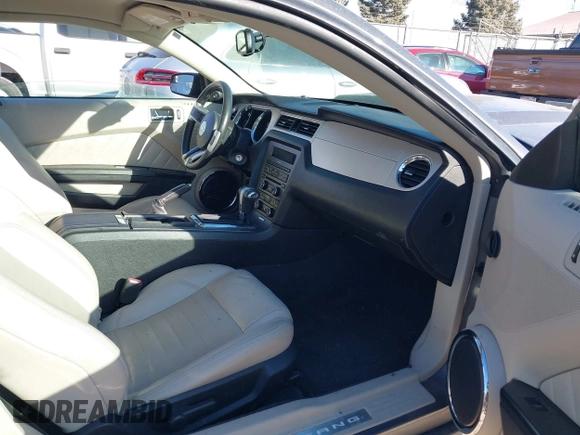 2011 Ford Mustang V6 with VIN 1ZVBP8AMXB5123084, listed as a IAAI auction lot 41359860 with 123,589 mi miles and . Bid and sale history available at carsss.com. Image 5.