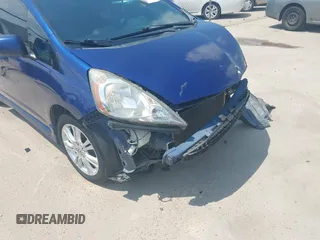 2010 Honda Fit Sport с VIN JHMGE8H4XAC025203, выставлен на аукционе IAAI как лот 42265296 с пробегом 172 352 миль миль и . История ставок и продаж доступна на DreamBid. Изображение 19.