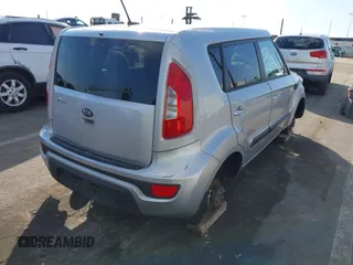 2013 Kia Soul + z VIN KNDJT2A66D7754382, wystawiony jako IAAI lot #41431092 z przebiegiem Nie podano mil oraz . Historia ofert i sprzedaży dostępna na DreamBid. Obrazek 4.