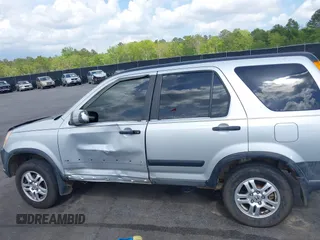 2004 Honda CR-V EX with VIN SHSRD78824U215572, listed as a IAAI auction lot 41932932 with 197,003 mi miles and . Bid and sale history available at carsss.com. Image 15.