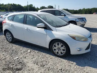 2012 Ford Focus SE with VIN 1FAHP3K22CL470778, listed as a Copart auction lot 62910014 with 205,927 mi miles and Salvage Title. Bid and sale history available at carsss.com. Image 4.