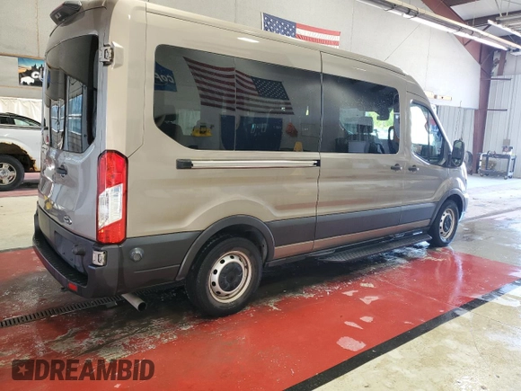 2020 Ford Transit Passenger XL z VIN 1FBAX2C86LKB06933, wystawiony jako Copart lot #57528065 z przebiegiem 46 721 mil mil oraz Szkoda całkowita • Salvage title. Historia ofert i sprzedaży dostępna na DreamBid. Obrazek 3.