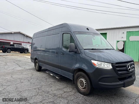 2019 Mercedes-Benz Sprinter Cargo Van with VIN WD4PF1CD6KP129832, listed as a Copart auction lot 46268675 with 107,981 mi miles and Clean Title. Bid and sale history available at carsss.com. Image 1.
