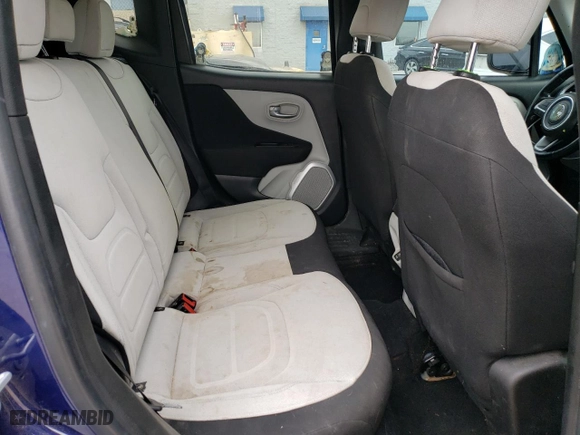 2018 Jeep Renegade Latitude with VIN ZACCJBBB4JPH74882, listed as a Copart auction lot 48030855 with 345,857 mi miles and Salvage Title. Bid and sale history available at carsss.com. Image 12.