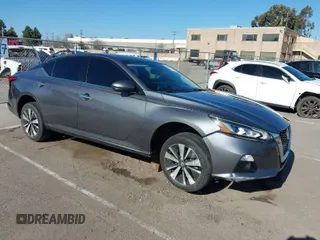 2020 Nissan Altima 2.5 SL with VIN 1N4BL4EV3LC142122, listed as a IAAI auction lot 41648381 with 55,265 mi miles. Bid and sale history available at carsss.com. Image 1.
