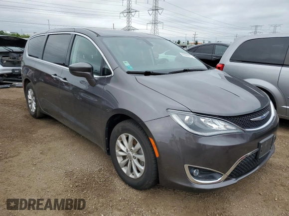2018 Chrysler Pacifica Touring Plus с VIN 2C4RC1FG8JR323311, выставлен на аукционе Copart как лот 65020975 с пробегом 59 577 миль миль и Чистый • Clean title. История ставок и продаж доступна на DreamBid. Изображение 4.
