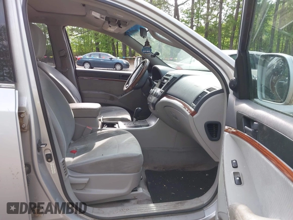 2007 Hyundai Veracruz GLS with VIN KM8NU73CX7U007710, listed as a IAAI auction lot 42136963 with 175,111 mi miles and . Bid and sale history available at DreamBid. Image 5.