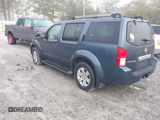 2005 Nissan Pathfinder SE with VIN 5N1AR18U95C726349, listed as a IAAI auction lot 41842285 with 251,500 mi miles. Bid and sale history available at carsss.com. Image 3.