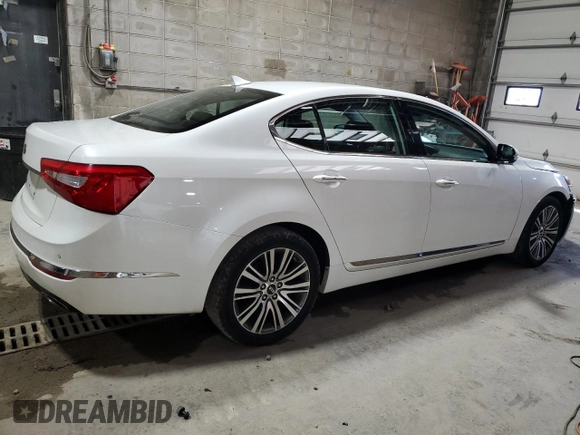 2015 Kia Cadenza Premium with VIN KNALN4D78F5197330, listed as a Copart auction lot 65936324 with 62,236 mi miles and Salvage Title. Bid and sale history available at carsss.com. Image 3.