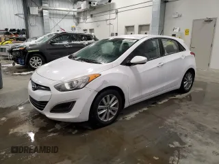 2015 Hyundai Elantra GT GL with VIN KMHD25LH8FU250772, listed as a Copart auction lot 43330335 with 240,063 mi miles and Clean Title. Bid and sale history available at carsss.com. Image 1.