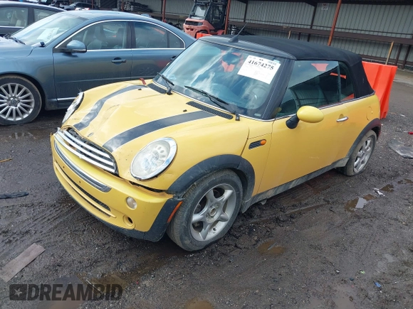 2007 MINI Convertible with VIN WMWRF33507TG16661, listed as a IAAI auction lot 41674275 with 133,838 mi miles and . Bid and sale history available at DreamBid. Image 17.