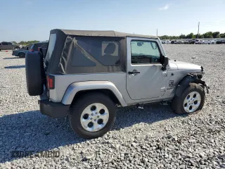 2015 Jeep Wrangler Sahara z VIN 1C4AJWBG8FL513650, wystawiony jako Copart lot #54578075 z przebiegiem 38 043 mil mil oraz Nie do naprawy • Non repairable. Historia ofert i sprzedaży dostępna na DreamBid. Obrazek 3.