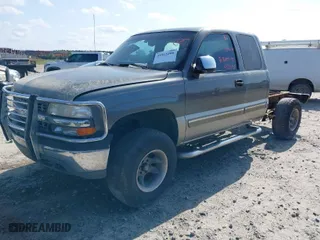 2001 Chevrolet Silverado 1500 LS with VIN 1GCEK19T91E248237, listed as a IAAI auction lot 41915406 with 1 mi miles. Bid and sale history available at carsss.com. Image 2.