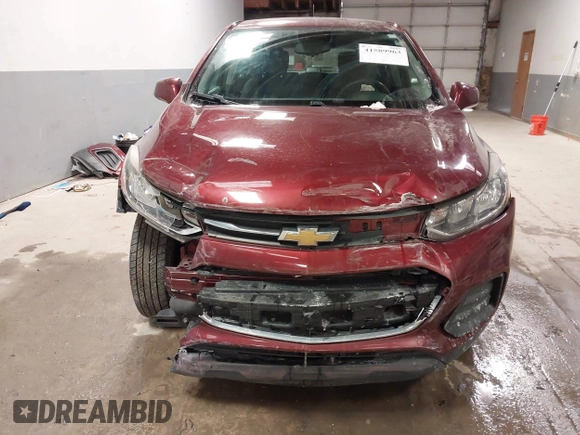 2017 Chevrolet Trax LS with VIN 3GNCJKSB9HL174725, listed as a IAAI auction lot 41589963 with 85,304 mi miles. Bid and sale history available at carsss.com. Image 6.