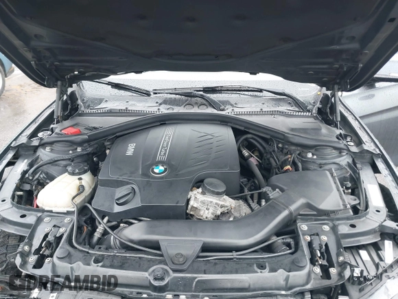 2013 BMW 3 Series 335i xDrive with VIN WBA3B9C54DF586608, listed as a IAAI auction lot 41933738 with 133,423 mi miles. Bid and sale history available at carsss.com. Image 10.