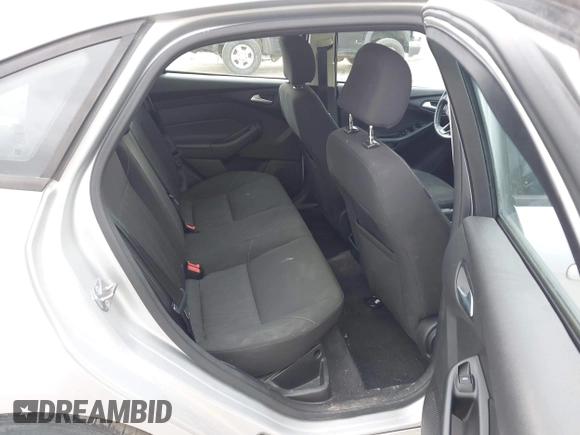 2015 Ford Focus SE с VIN 1FADP3F24FL297665, выставлен на аукционе IAAI как лот 41893672 с пробегом 105 719 миль миль и . История ставок и продаж доступна на DreamBid. Изображение 8.