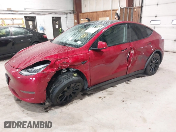 2024 Tesla Model Y Long Range with VIN 7SAYGAEE2RF986206, listed as a IAAI auction lot 42177852 with 14,399 mi miles and . Bid and sale history available at DreamBid. Image 20.