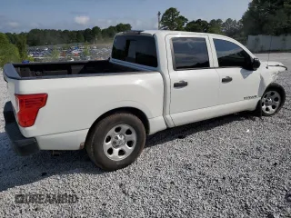 2018 Nissan Titan SV with VIN 1N6AA1EK7JN545339, listed as a Copart auction lot 63322154 with 113,163 mi miles and Salvage Title. Bid and sale history available at carsss.com. Image 3.