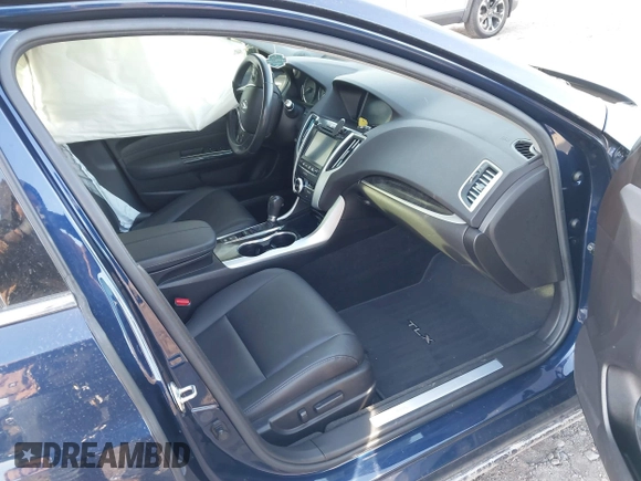2018 Acura TLX with VIN 19UUB1F33JA008030, listed as a IAAI auction lot 41646216 with 55,931 mi miles and . Bid and sale history available at DreamBid. Image 5.