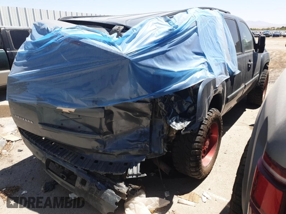 2008 Chevrolet Suburban LTZ with VIN 3GNFK163X8G193980, listed as a Copart auction lot 55521505 with 173,181 mi miles and Salvage title. Bid and sale history available at DreamBid. Image 3.