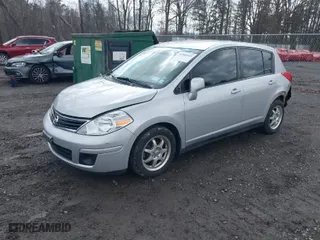 2011 Nissan Versa 1.8 S with VIN 3N1BC1CP5BL405262, listed as a IAAI auction lot 41908165 with 98,816 mi miles. Bid and sale history available at carsss.com. Image 2.