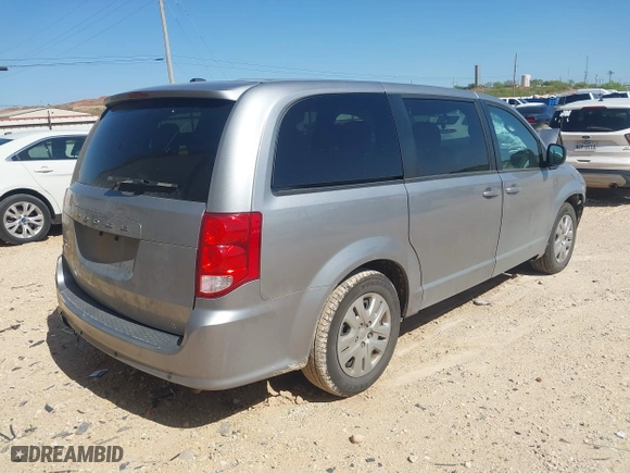 2018 Dodge Grand Caravan SE with VIN 2C4RDGBG3JR188244, listed as a IAAI auction lot 41982738 with 125,586 mi miles. Bid and sale history available at carsss.com. Image 4.