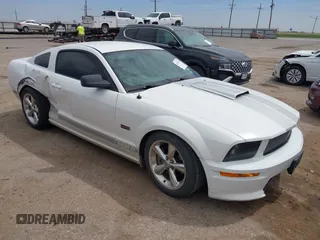 2007 Ford Mustang GT Deluxe with VIN 1ZVHT82H175311300, listed as a IAAI auction lot 42243249 with 233,657 mi miles and . Bid and sale history available at DreamBid. Image 1.