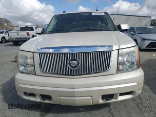 2004 Cadillac Escalade z VIN 1GYEC63T04R277457, wystawiony jako Copart lot #78555564 z przebiegiem 170 153 mil mil oraz Szkoda całkowita • Salvage title. Historia ofert i sprzedaży dostępna na DreamBid. Obrazek 5.
