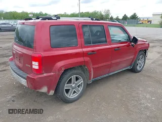 2007 Jeep Patriot Limited с VIN 1J8FF48W17D279124, выставлен на аукционе IAAI как лот 42244380 с пробегом 133 031 миль миль и . История ставок и продаж доступна на DreamBid. Изображение 4.