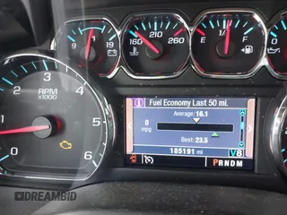 2015 Chevrolet Tahoe LS z VIN 1GNSCAKC5FR101933, wystawiony jako IAAI lot #42242415 z przebiegiem 185 191 mil mil oraz . Historia ofert i sprzedaży dostępna na DreamBid. Obrazek 15.