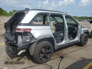 2023 Jeep Grand Cherokee Altitude with VIN 1C4RJHAG0P8109746, listed as a Copart auction lot 65153924 with 0 mi miles and Non Repairable. Bid and sale history available at carsss.com. Image 3.