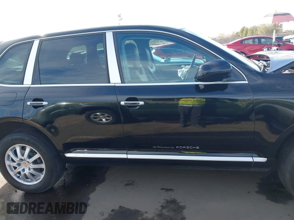 2006 Porsche Cayenne with VIN WP1AA29P86LA21780, listed as a IAAI auction lot 41604936 with 102,622 mi miles. Bid and sale history available at carsss.com. Image 13.