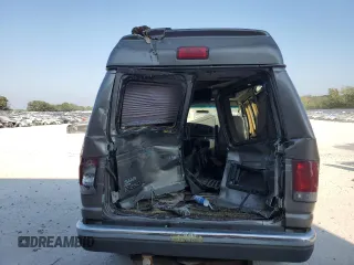 2003 Ford Econoline Cargo Recreational with VIN 1FDPE24L63HA42948, listed as a Copart auction lot 68839164 with 326,444 mi miles and Salvage Title. Bid and sale history available at DreamBid. Image 6.