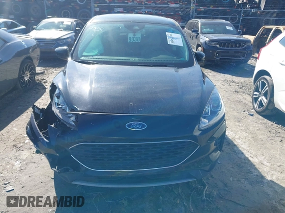 2021 Ford Escape SE with VIN 1FMCU0G62MUB07332, listed as a IAAI auction lot 41452692 with 56,663 mi miles and . Bid and sale history available at carsss.com. Image 12.
