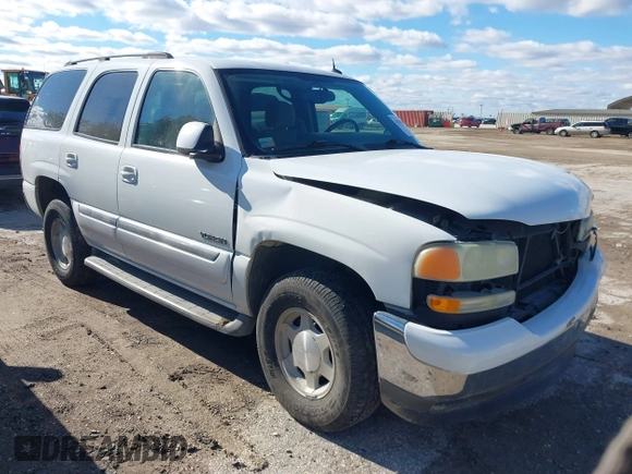 2005 GMC Yukon SLT with VIN 1GKEC13VX5J133090, listed as a IAAI auction lot 41281908 with 108,598 mi miles. Bid and sale history available at carsss.com. Image 1.