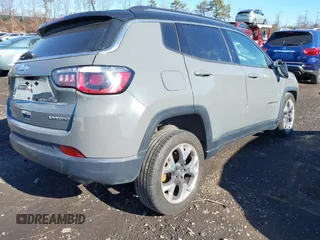 2019 Jeep Compass Limited z VIN 3C4NJDCB4KT787418, wystawiony jako IAAI lot #41435664 z przebiegiem 72 940 mil mil oraz . Historia ofert i sprzedaży dostępna na DreamBid. Obrazek 4.
