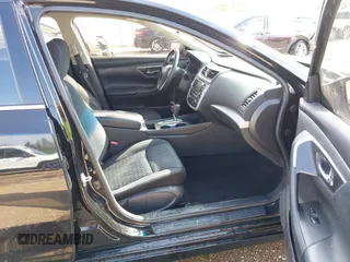 2017 Nissan Altima 2.5 SV with VIN 1N4AL3AP2HC177593, listed as a IAAI auction lot 41918149 with 173,257 mi miles. Bid and sale history available at carsss.com. Image 5.