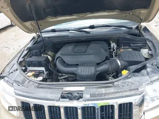 2011 Jeep Grand Cherokee Laredo with VIN 1J4RR4GG8BC558018, listed as a IAAI auction lot 42347367 with 180,334 mi miles and . Bid and sale history available at DreamBid. Image 10.