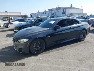 2015 BMW M4 z VIN WBS3U9C51FJ968052, wystawiony jako IAAI lot #42301612 z przebiegiem 80 556 mil mil oraz . Historia ofert i sprzedaży dostępna na DreamBid. Obrazek 18.